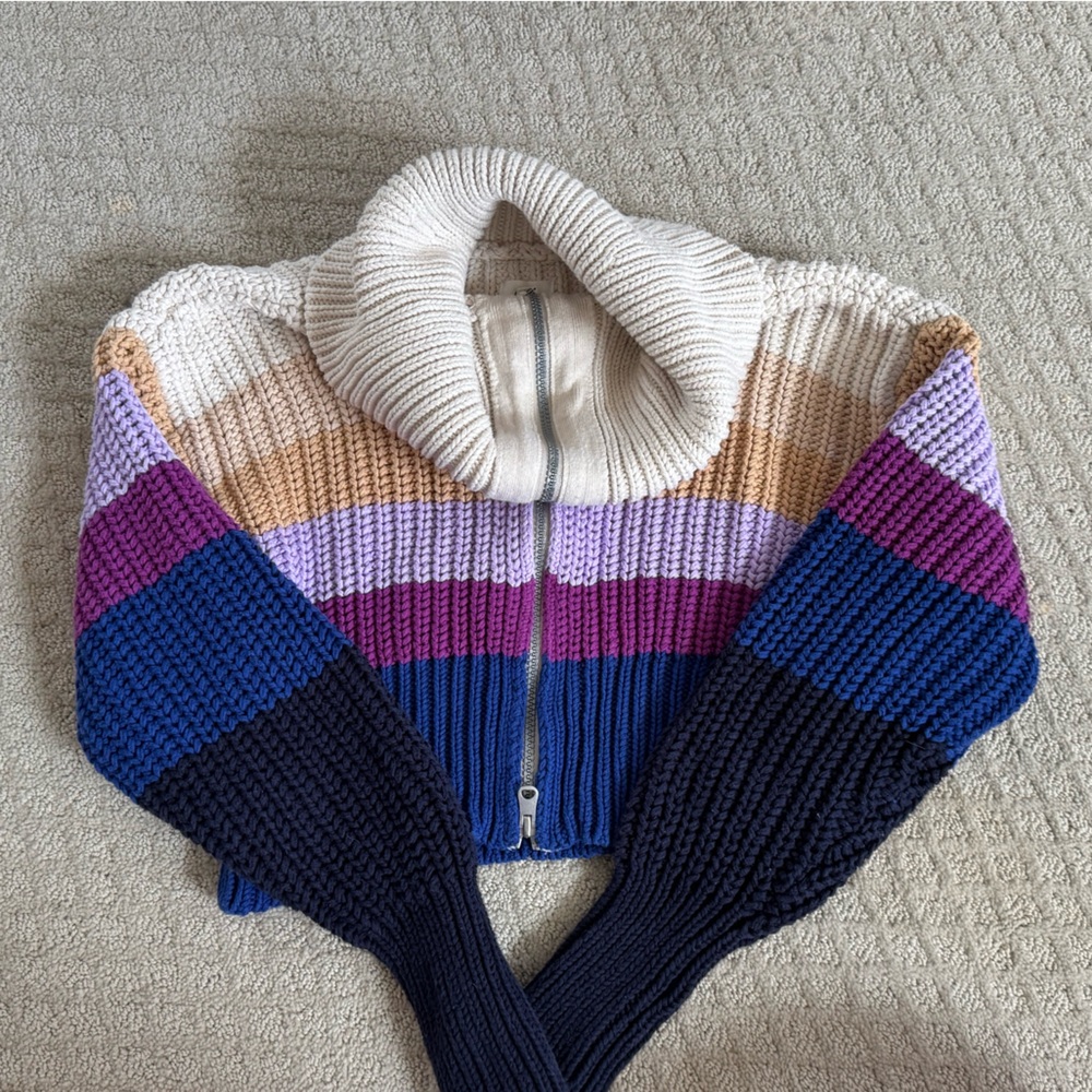 Aerie zip cropped cardigan sweater lightly worn
